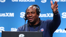 NFL exec 'embarrassed' by America's reputation; hides in his hotel overseas - Fox News