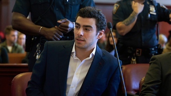 Judge takes death penalty off the table for Luigi Mangione - Fox News