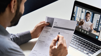 Economist predicts impact of AI on unemployment, hiring in 2026 - Fox News