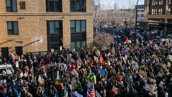 Crowd turning - Fox News
