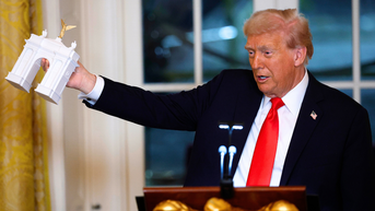 White House responds after report says Trump wants 250-foot ‘Independence Arch’ - Fox News