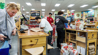 Grocery store edges out Publix as America's favorite supermarket - Fox News