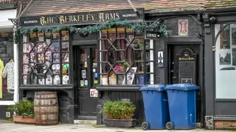 Historic town proposes fines for locals if they leave trash out and ruin Instagram shots - Fox News