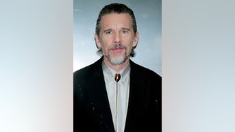 Hawke jokes about BEDROOM habits - Fox News