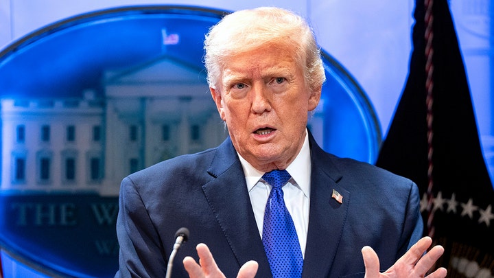 Trump gives grudging praise to liberal trio who helped sink his tariffs - Fox News