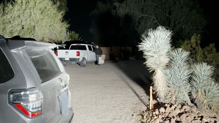 Investigators seen at home of Savannah Guthrie's sister just hours after siblings released new plea - Fox News