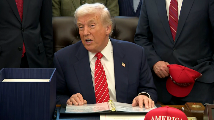 HAPPENING NOW: Trump takes questions after reopening the government - Fox News