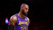 LeBron’s self-serving jersey patch gets mocked to death on social media - Fox News