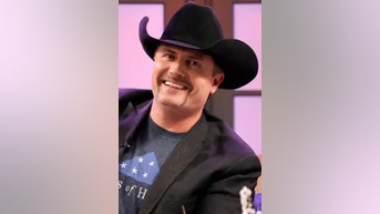 Rich takes BLOODY nose for speech - Fox News