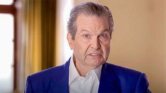 La promesa electoral de un candidato contrario a la DEI le sale por la culata cuando un antiguo ejecutivo desvela su pasado - Fox News