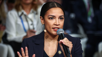 Federal election complaint alleges AOC misused campaign funds for psychiatrist services - Fox News