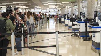 Tom Homan details Trump's plan to send ICE agents to US airports - Fox News