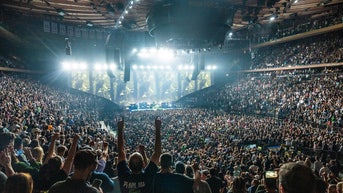 StubHub reaches settlement to refund $10M to customers over 'deceptive' pricing - Fox News