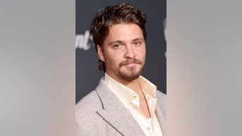 Grimes shares OUTLAW music secret upbringing - Fox News