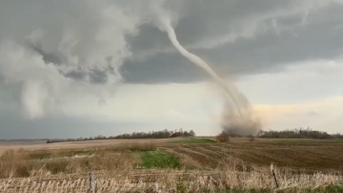 Dangerous storms spawning large tornadoes slam the Heartland - Fox News