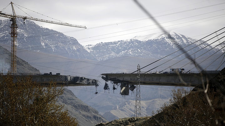 Senator claims certain attacks on Iran would be 'war crimes,' urges military to refuse orders - Fox News