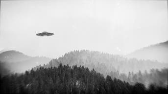 Retired Navy admiral issues terrifying warning about UFOs and what is controlling them - Fox News