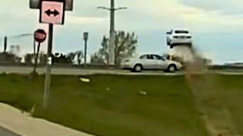 Man flew a vehicle over traffic during pursuit then refused to surrender: police - Fox News