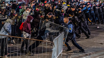Former ICE official slams 'cynical' tactics of rioters amid violent clashes - Fox News