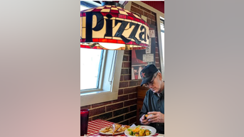 Pizza Hut brings back VINTAGE vibes - Fox News