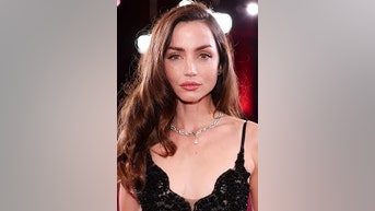 Ana de Armas STUNS in bikini - Fox News