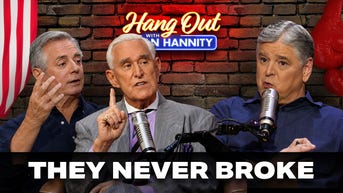 Roger Stone and Paul Manafort discuss legal battles and prison with Sean Hannity - Fox News