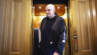 Un demócrata envuelto en escándalos lanza un ataque soez contra Fetterman mientras se recrudece la disputa interna del partido - Fox News