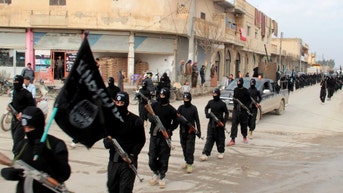 Navy vet among trio charged with allegedly plotting to behead soldiers for ISIS - Fox News