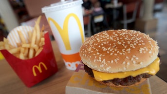 Americans say one chain has the best burger, but McDonald's wins where it counts - Fox News