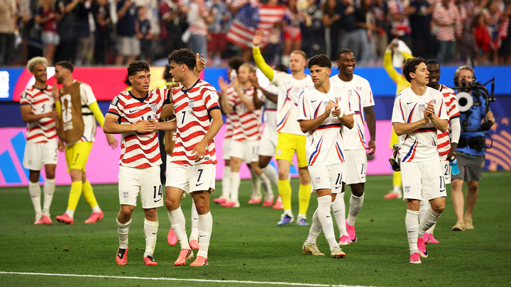 Celebración de la victoria de la selección masculina de fútbol de EE. UU. - Fox News