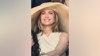 JLo's Wimbledon hat DIVIDES fans - Fox News