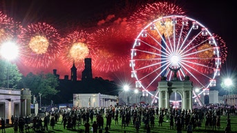 Fireworks wideshot - Fox News