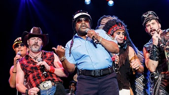 VICTOR WITH BAND - Fox News