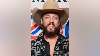 Country star details PATRIORIC parenting - Fox News