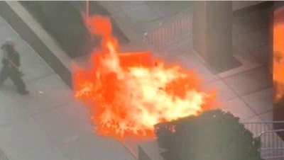Video shows suspect allegedly setting fire outside Manhattan federal building - Fox News