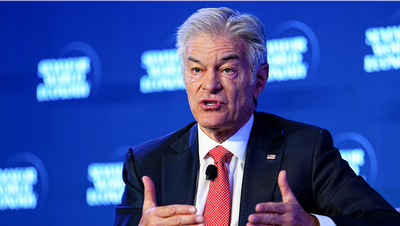 Scammers treating seniors' beneficiary numbers 'like a credit card,' Dr Oz reveals - Fox News