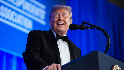 Trump returns to WCHA stage, cracks joke about Peter Doocy - Fox News