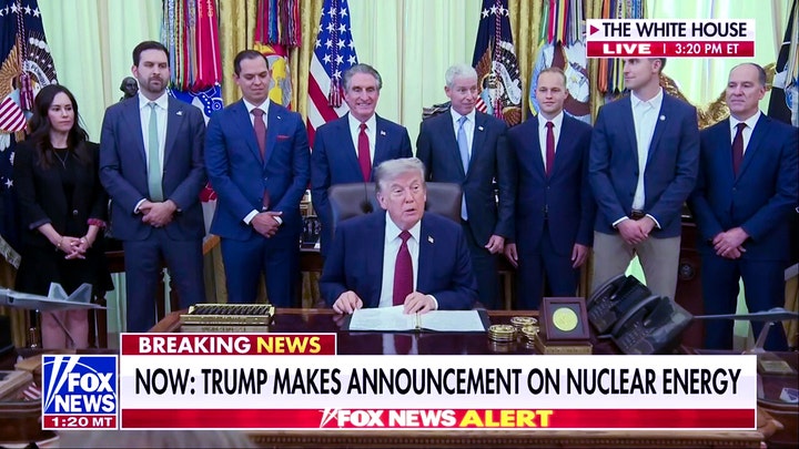 EN ESTE MOMENTO: El presidente Trump responde a las preguntas de los periodistas desde el Despacho Oval - Fox News