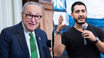 Schumer sidesteps backing El-Sayed if he wins Michigan primary - Fox News