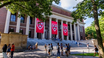 Alumnus explains why he believes Harvard's federal funding should be pulled