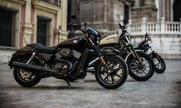 harley davidson hours