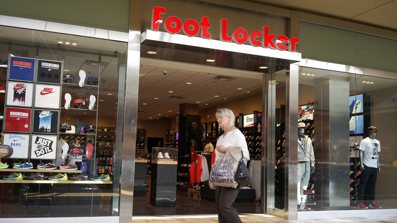 blazers foot locker