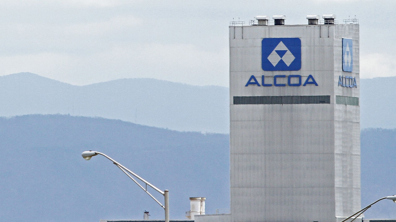 Alcoa to Split Into Two Companies in 2016 Fox Business