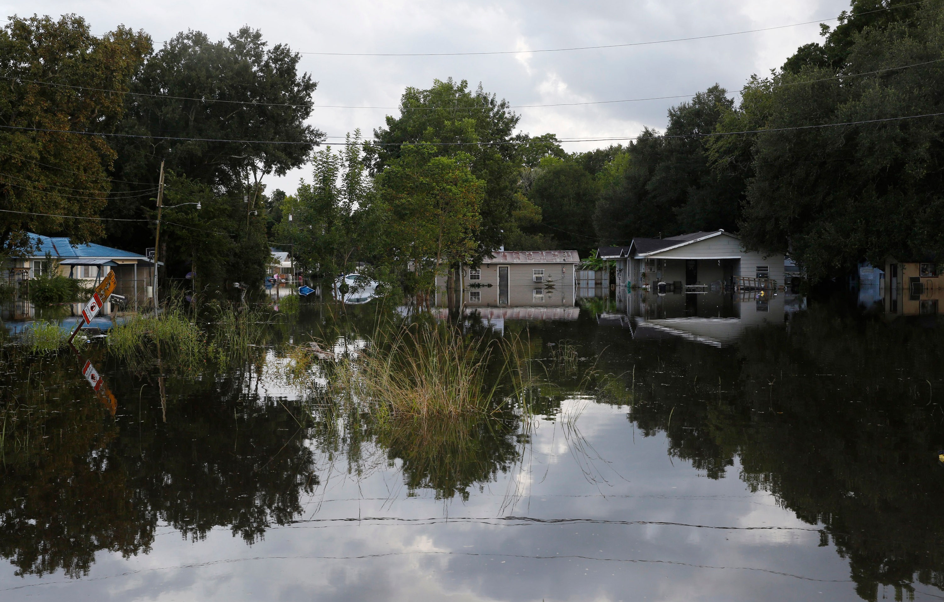 Trump, Pence Tour LA Flooding, Obama Set to Visit Next Week Fox Business