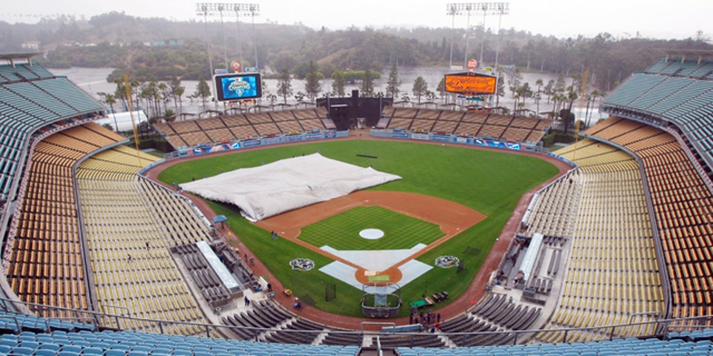 La La Land Math Are The Dodgers Really Worth 2 15 Billion Fox Business