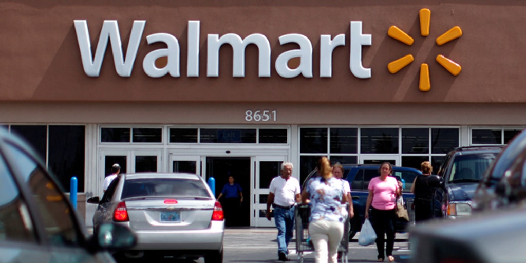 Wal-Mart pulls plug on smallest store format, shuts 269 stores