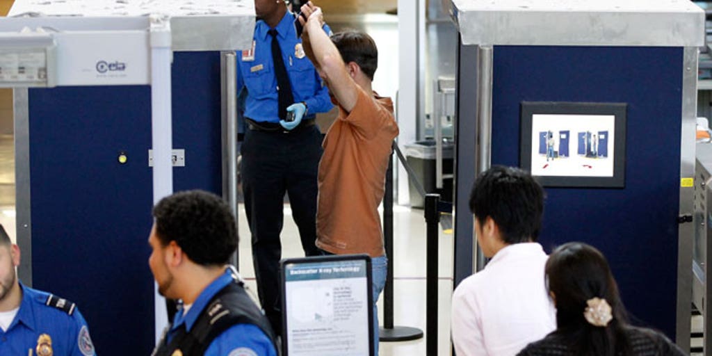 Blogger shows world how to sneak anything past TSA's nude body