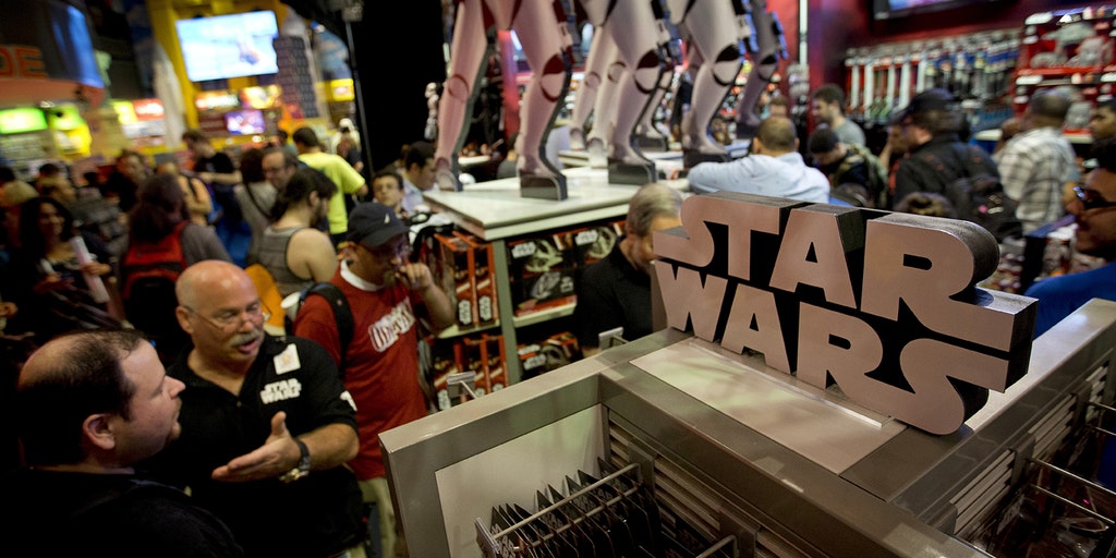 'Star Wars' X-Wing fighter, 'Back to the Future' replica DeLorean among memorabilia to be auctioned this week - Vimarsana News