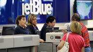 Riding the storm out, JetBlue tops 3Q profit forecasts