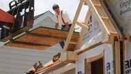 US homebuilder sentiment climbs in August